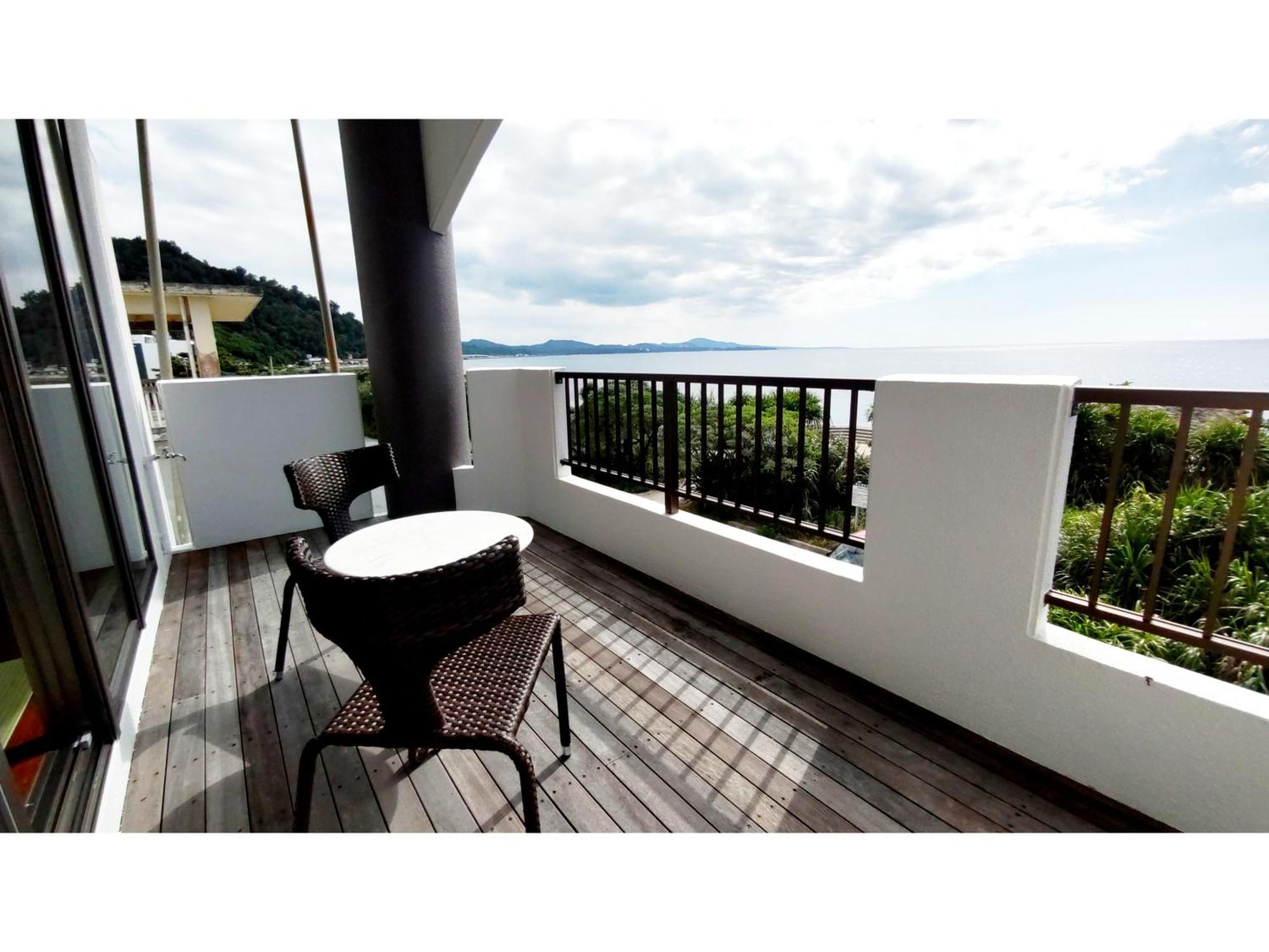 Kariyushi Condominium Resort Sea Side House Nago Esterno foto