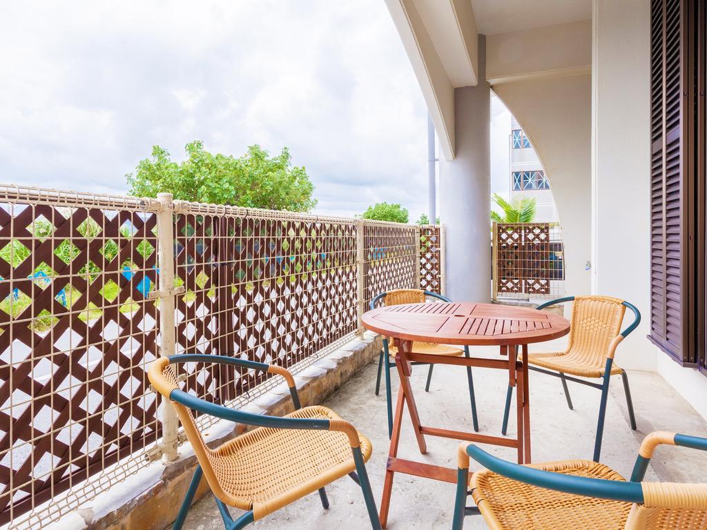 Kariyushi Condominium Resort Sea Side House Nago Esterno foto
